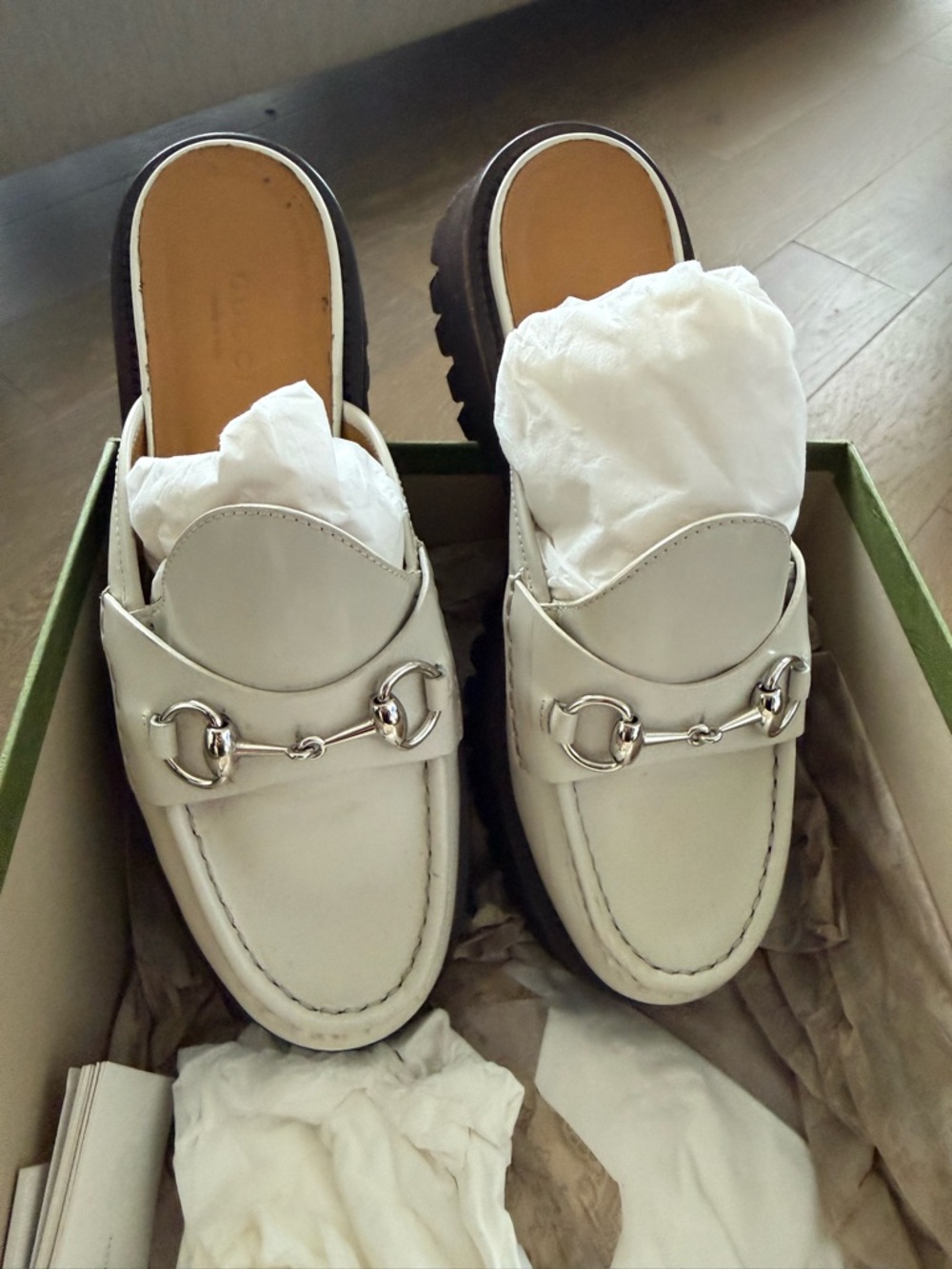 🔥🔥Gucci White Leather Horsebit Clog Mules ✨🧨